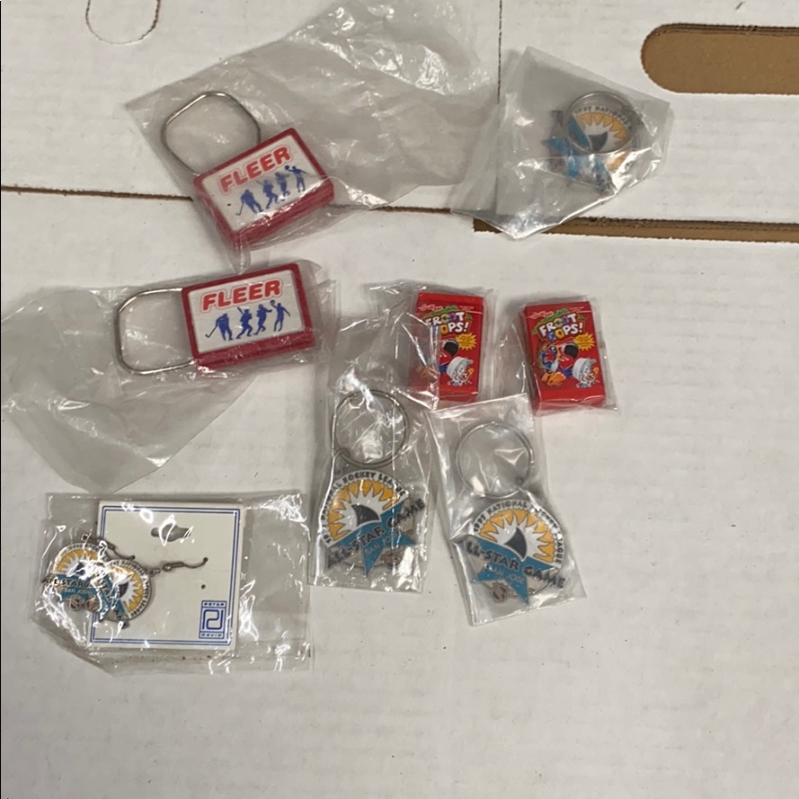 Random Assorted Nhl All Star And Other Keychain